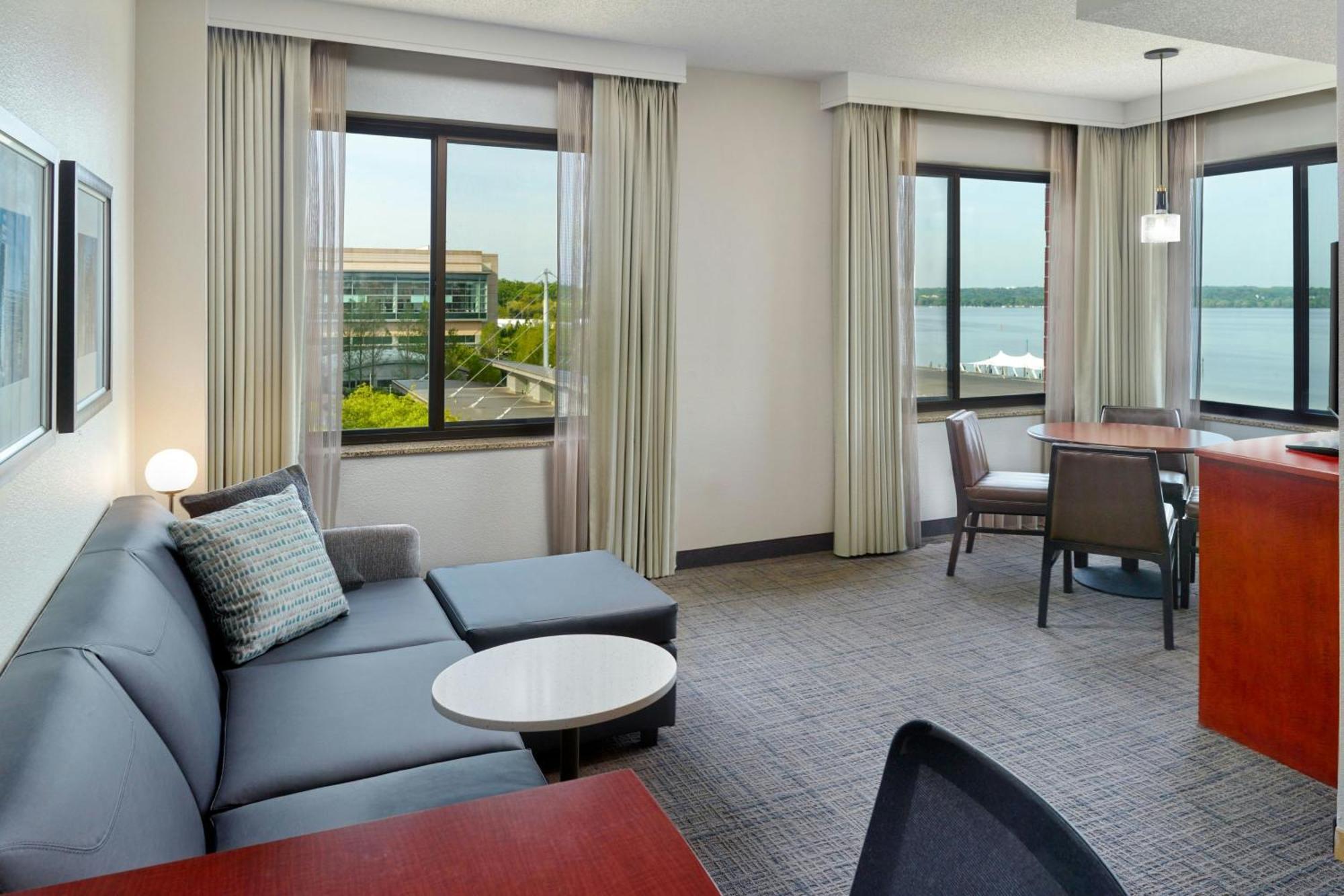 Residence Inn By Marriott National Harbor Washington, D.C. Area Екстер'єр фото
